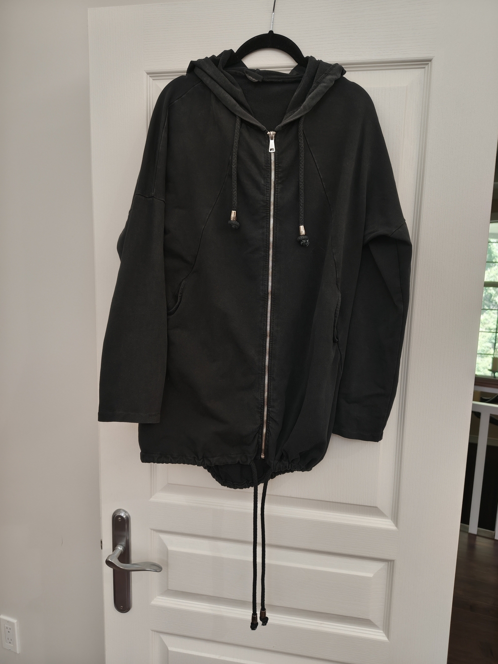 Vintage Y2K Women's Black Zip-Up Hooded Jacket London 90s